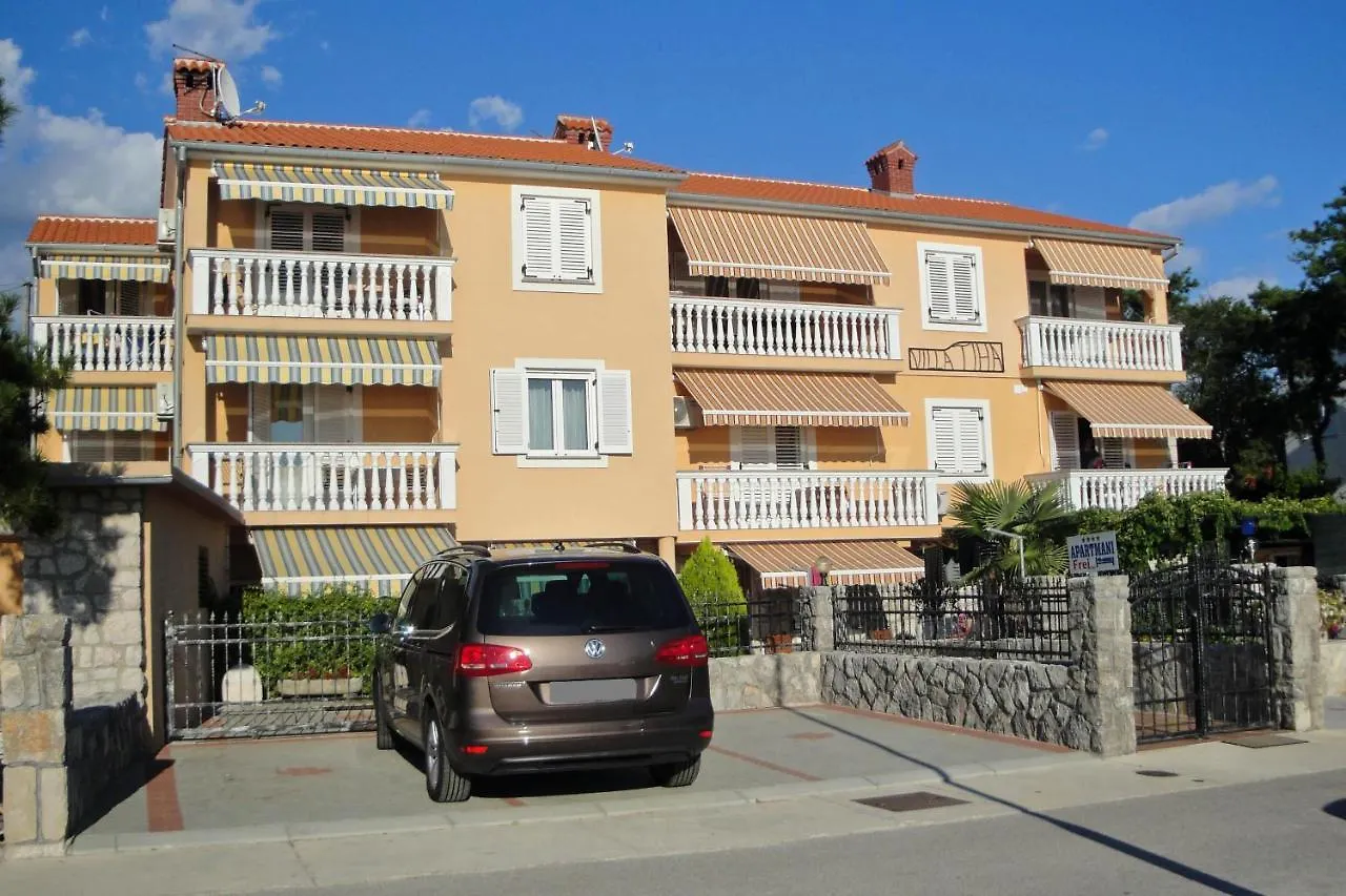 Apartments By The Sea Silo, Krk - 18670 Silo (Krk)