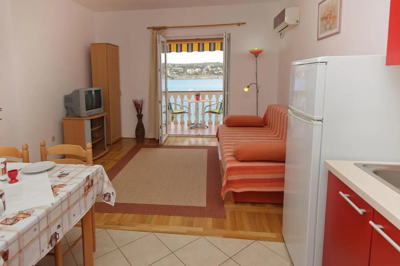 Apartments By The Sea Silo, Krk - 18670 Croatia